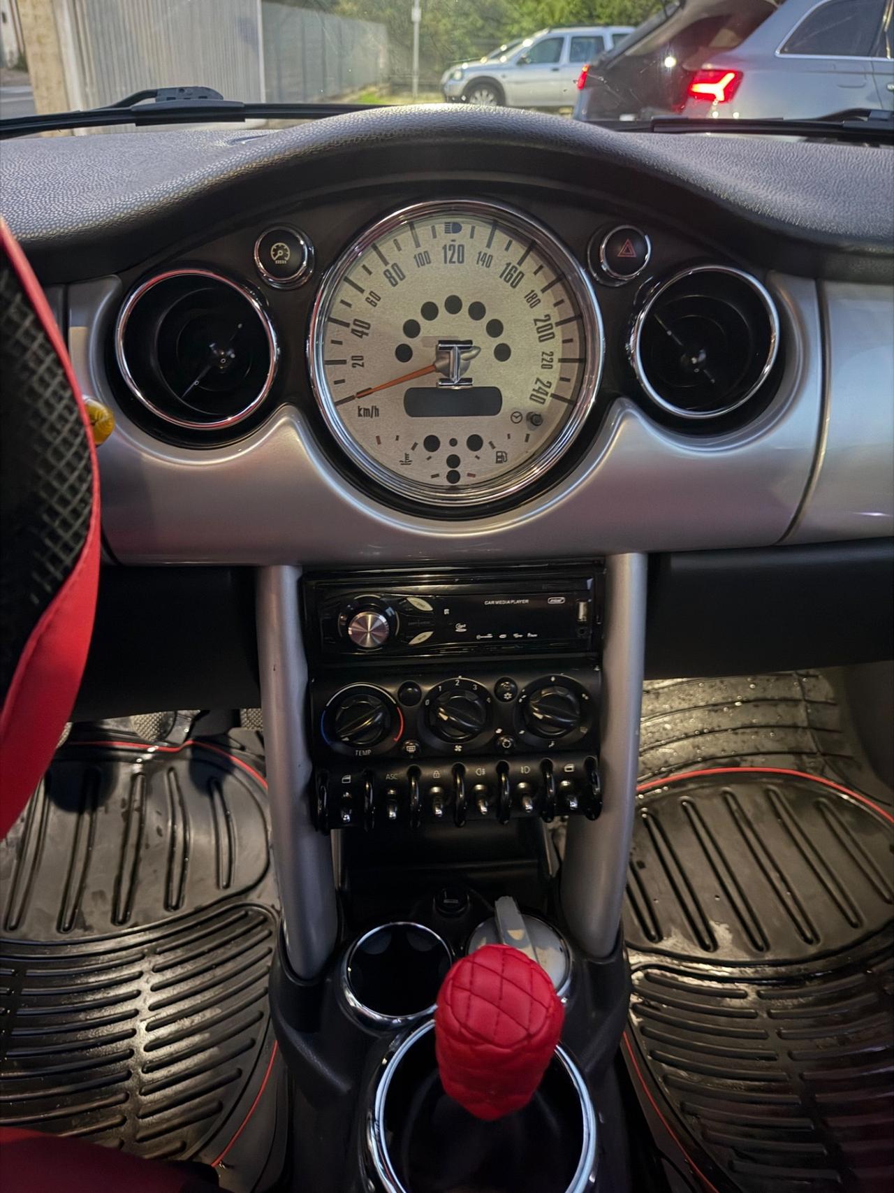 Mini 1.6 16V Cooper Salt