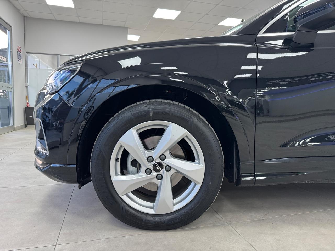 Audi Q3 35 TDI S tronic Business Advanced