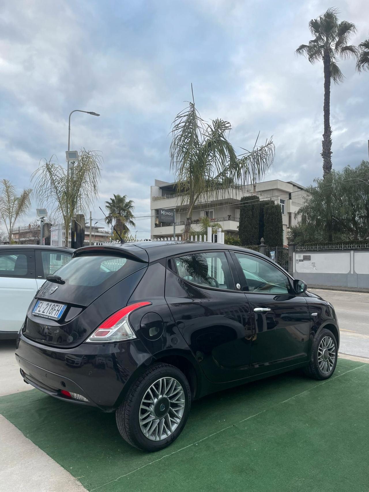 Lancia Ypsilon 2017 LED-GPL