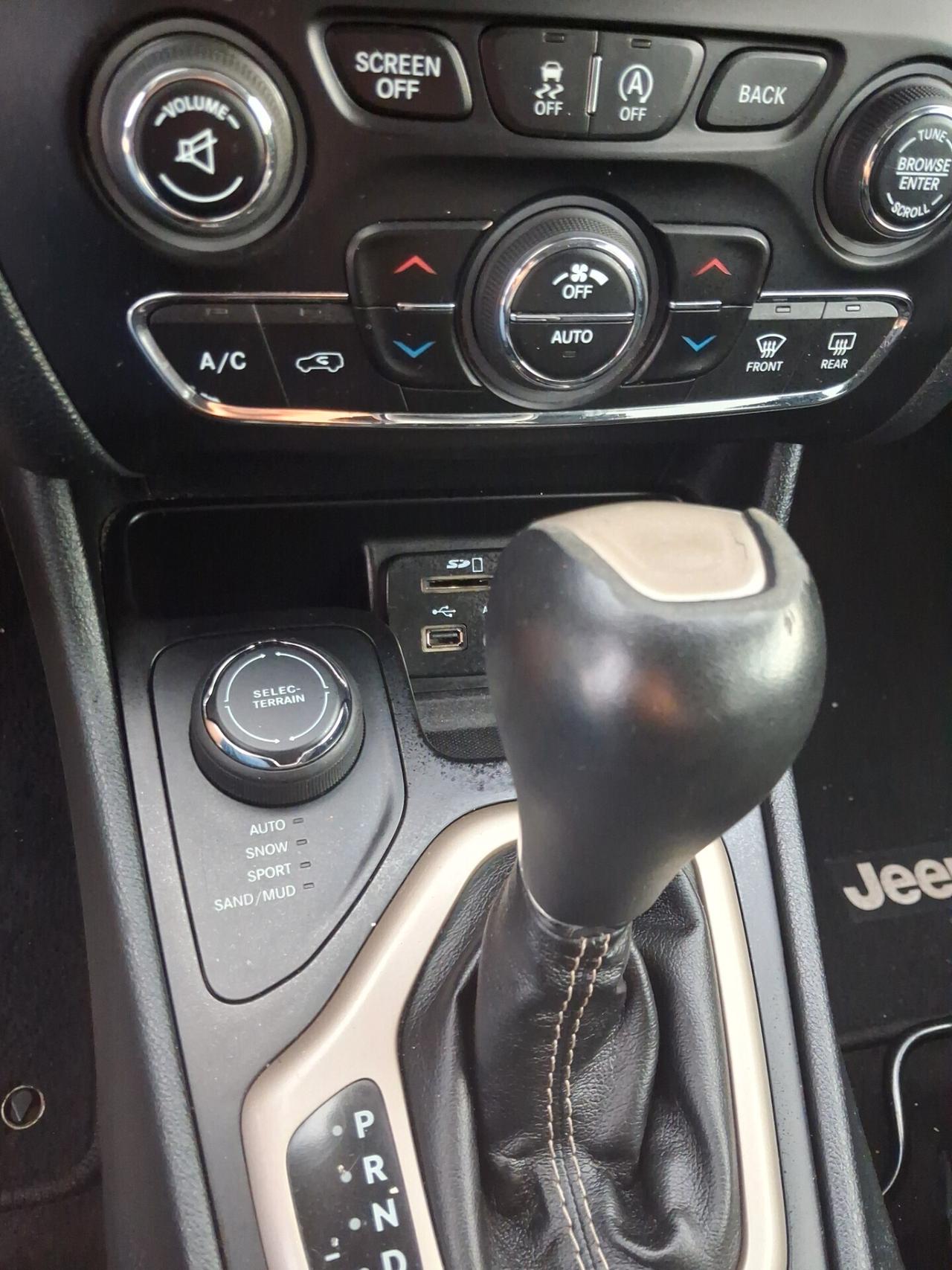 Jeep Cherokee 2.2 Mjt II 4WD Active Drive I Night Eagle