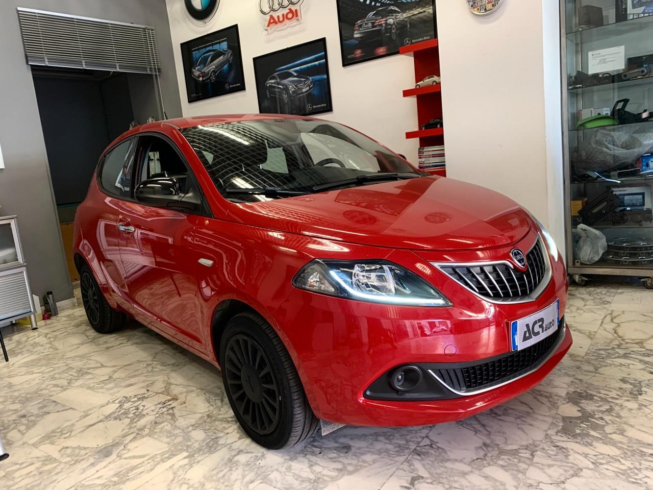Lancia Ypsilon 1.0 FireFly 5P HIBRIDA 2023 KM31600