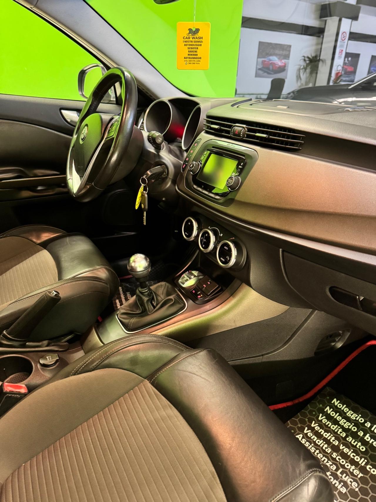 Alfa Romeo Giulietta 1.6 JTDm-2 105 CV Exclusive