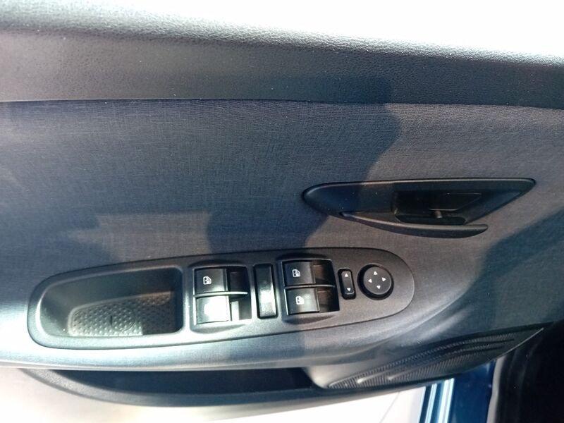 Lancia Ypsilon 1.0 FireFly 5 porte S&S Hybrid Gold