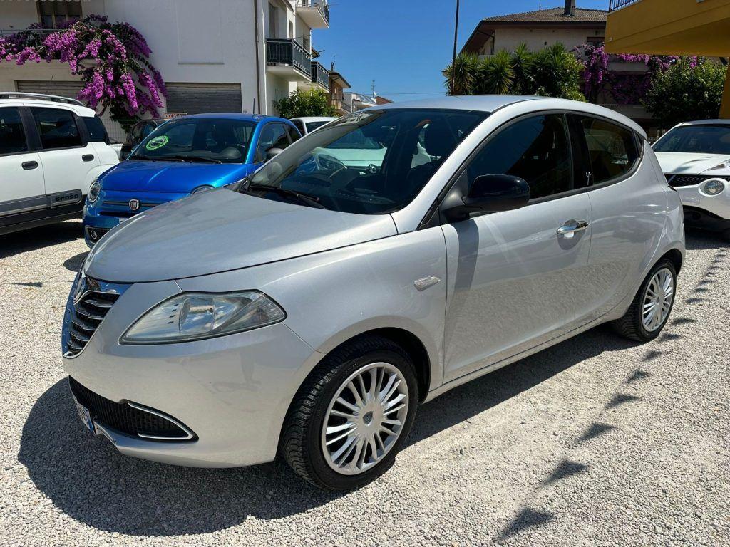 LANCIA Ypsilon 1.2 69 CV 5 porte S&S Gold