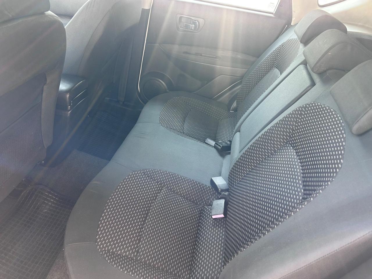 Nissan Qashqai 2.0 dCi DPF 4WD Tekna