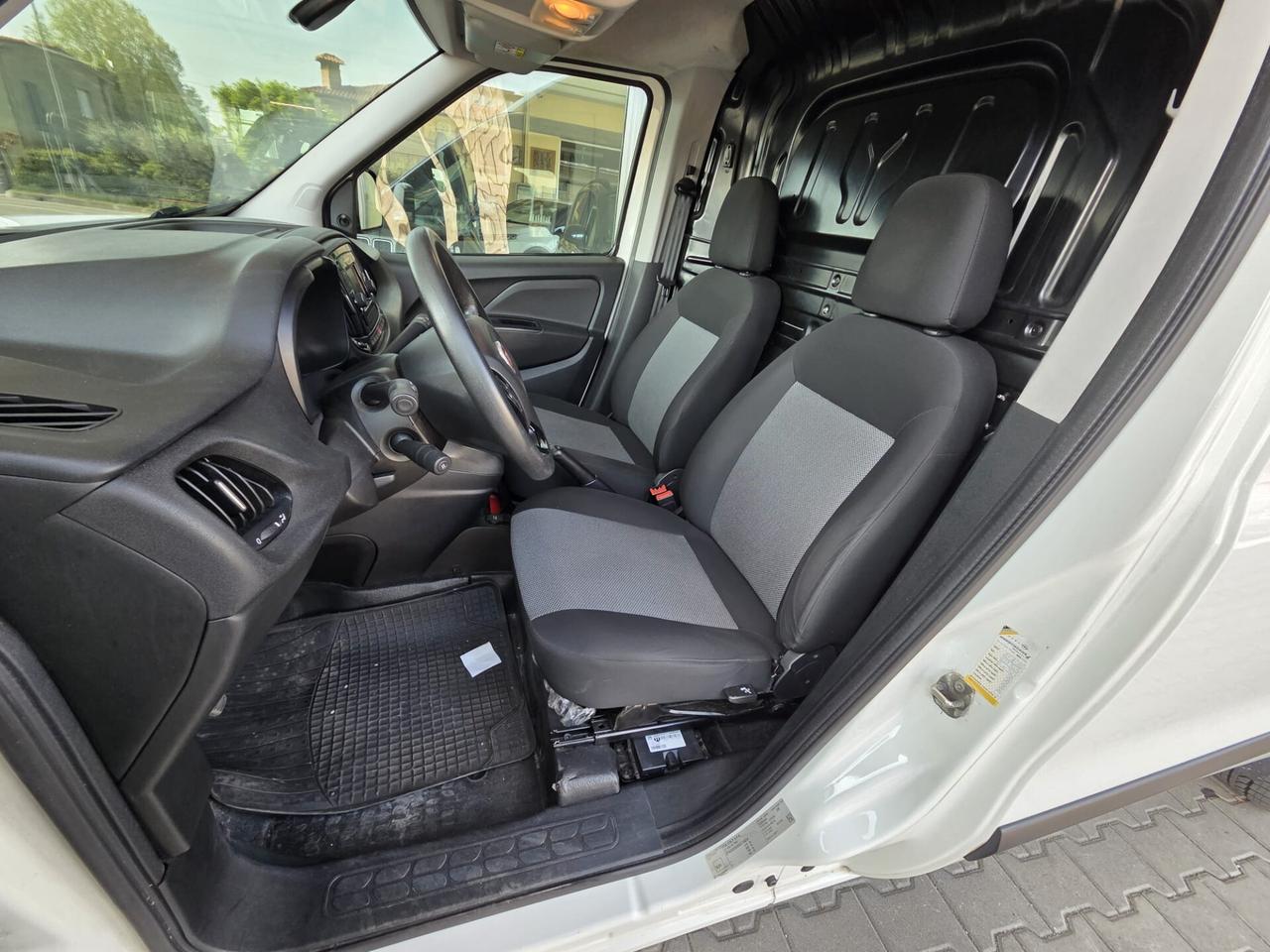 Fiat Doblo Doblò 1.6 MJT 105CV S&S PL-TA Cargo Maxi XL Business