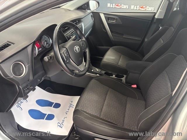 TOYOTA Auris 1.3 Active
