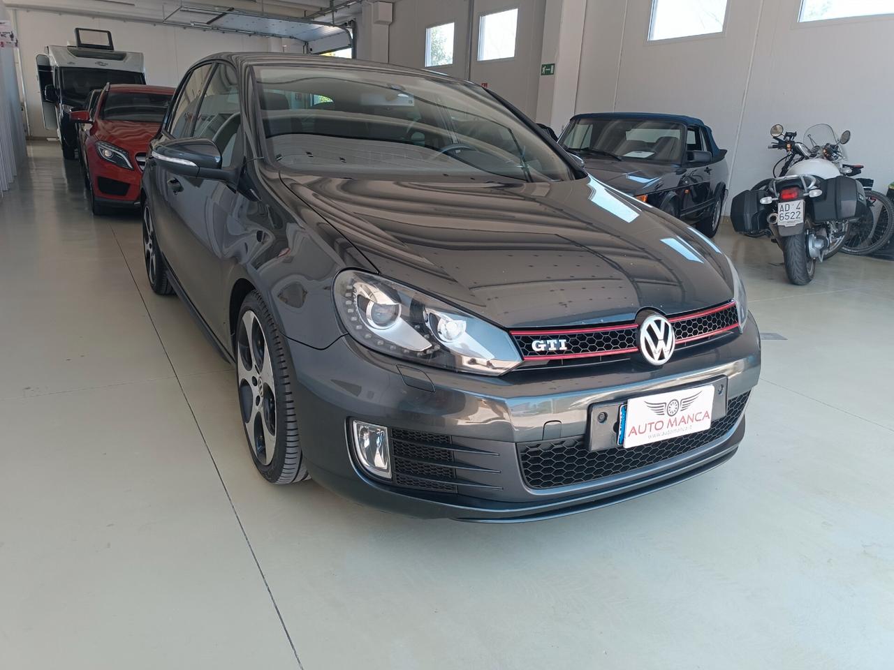 Volkswagen Golf GTI 2.0 TSI 5p.
