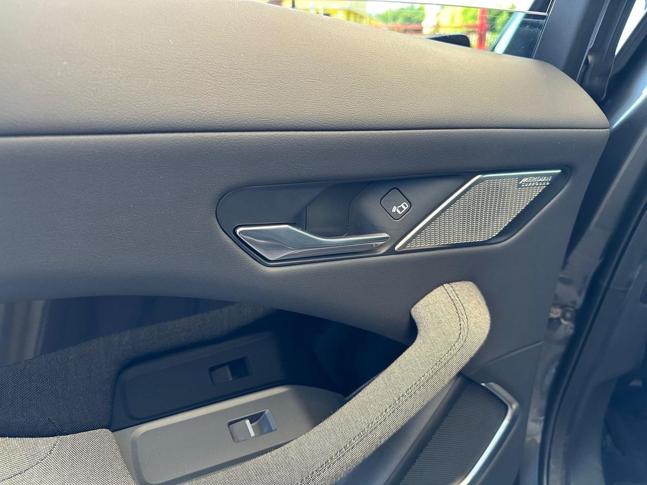 Jaguar I-Pace HSE EV400 #6393