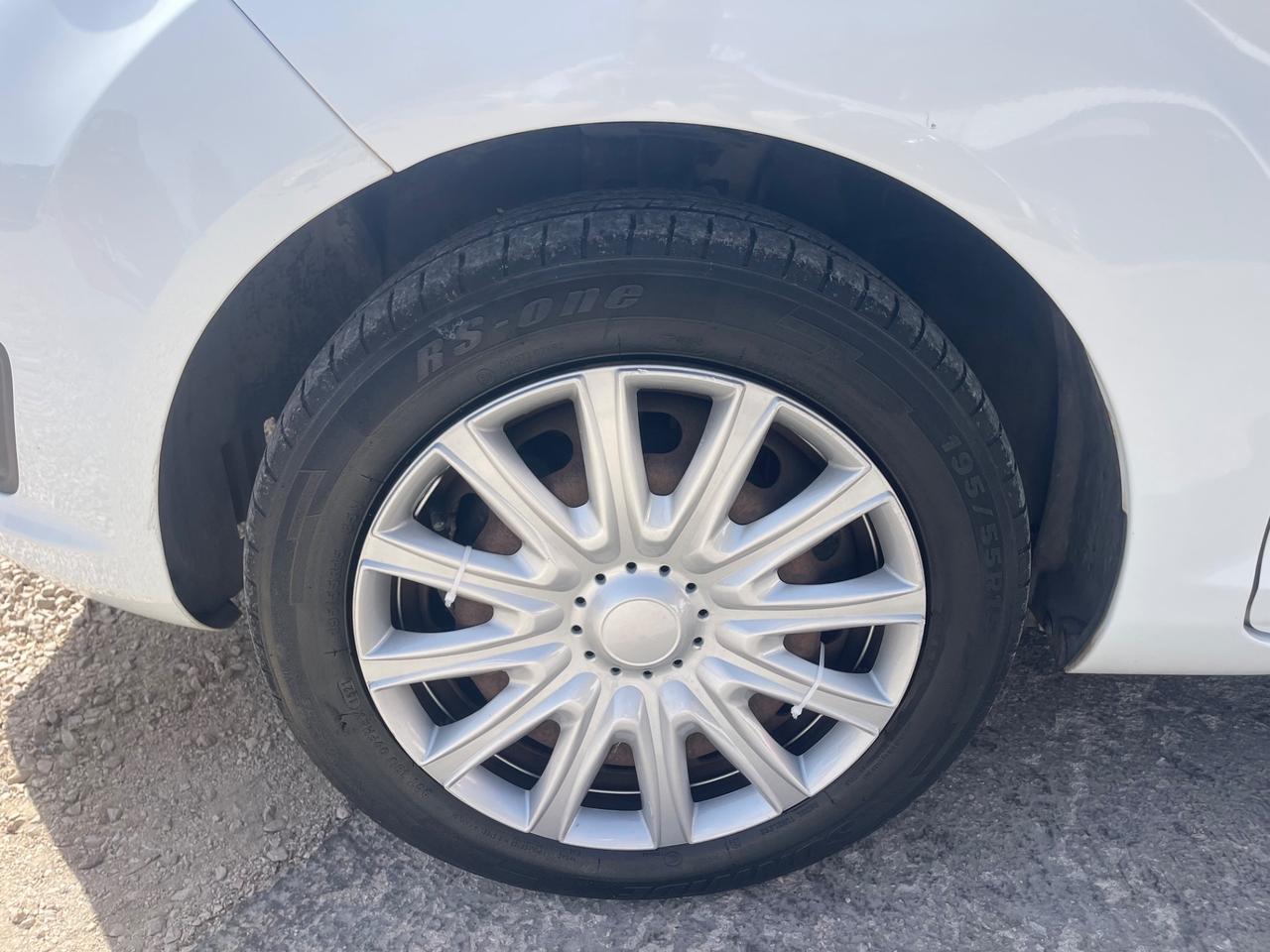 Ford Fiesta Business 1.0 Ecoboost 80cv