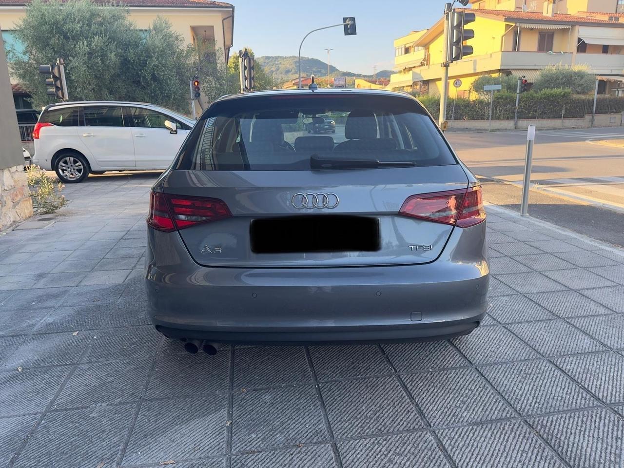 Audi A3 SPB 1.4 TFSI S tronic g-tron Attraction