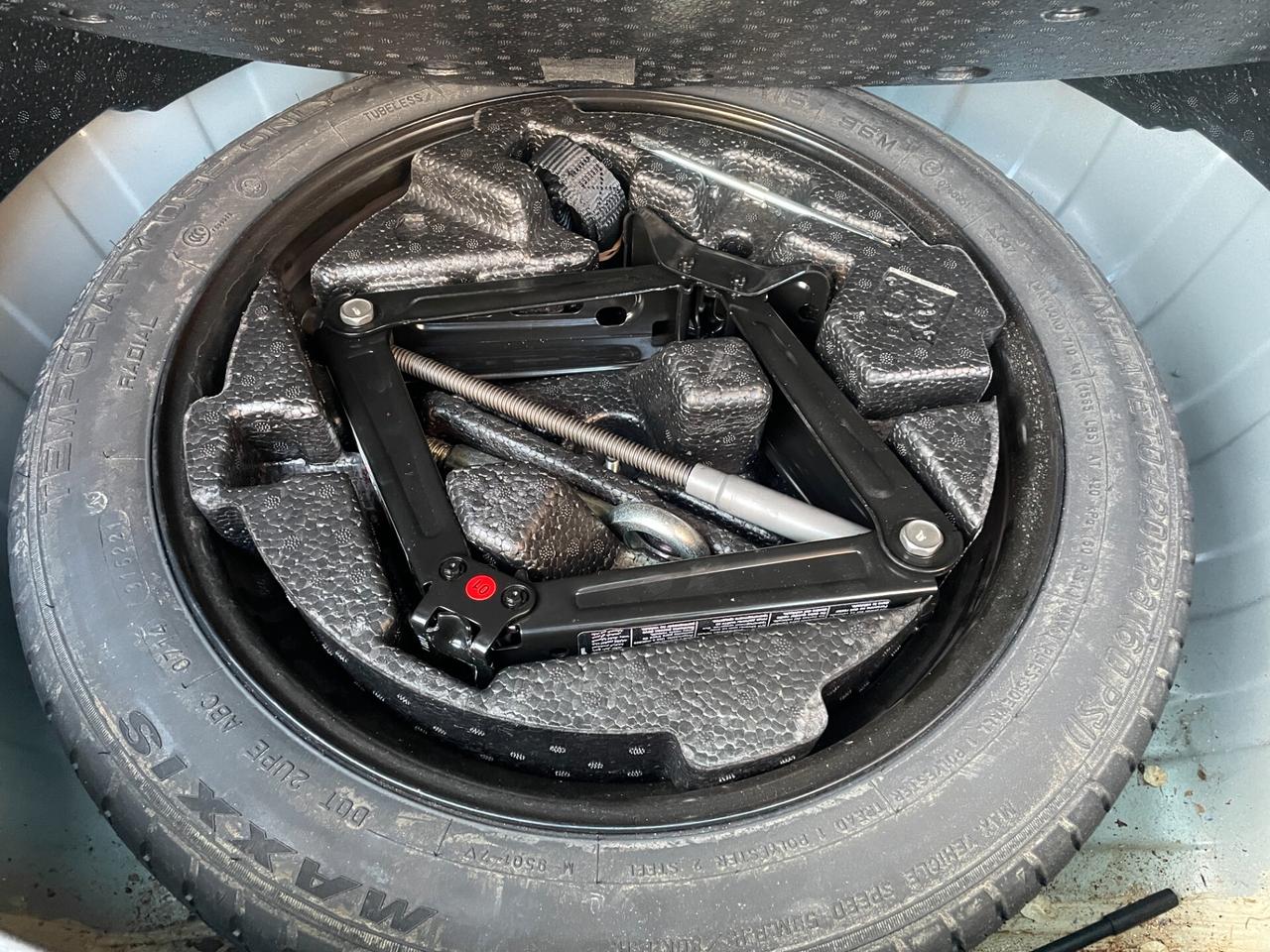 Opel Mokka BENZINA - NEOPATENTATI AREA B MILANO