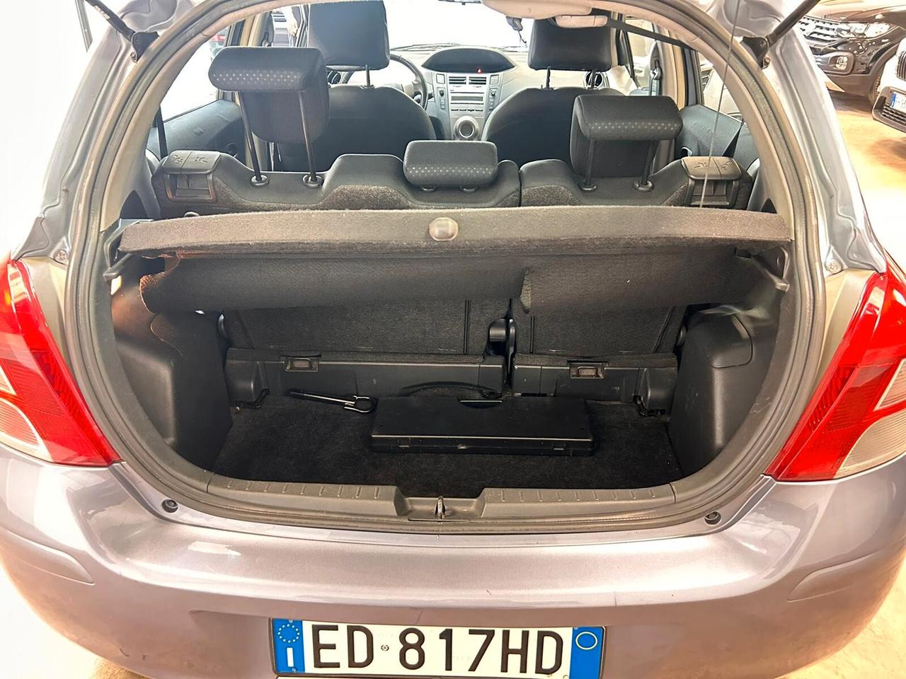 Toyota Yaris 1.0 5 porte Luxury pack