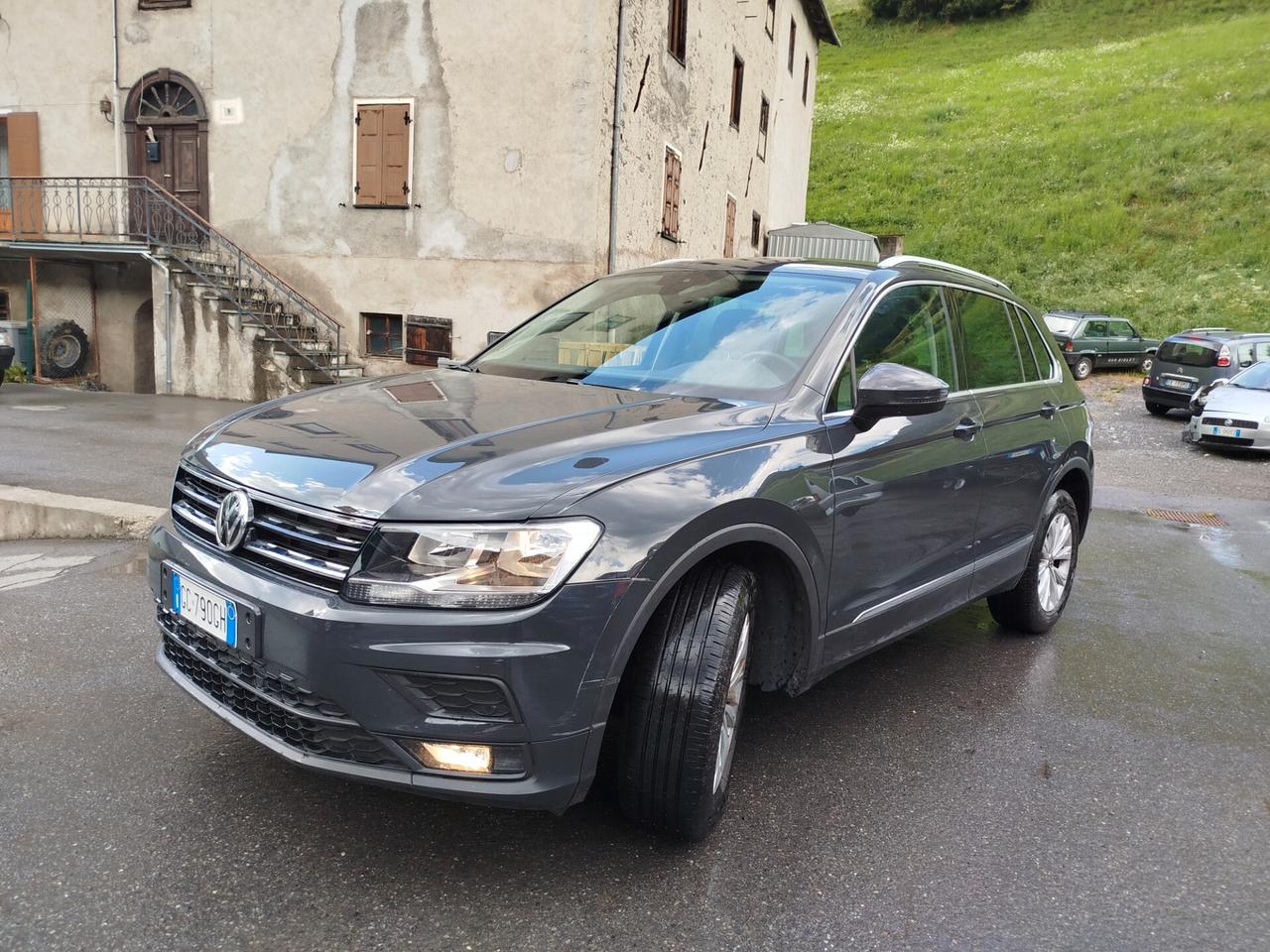 Volkswagen Tiguan 2.0 TDI SCR 4MOTION Business BlueMotion Technology