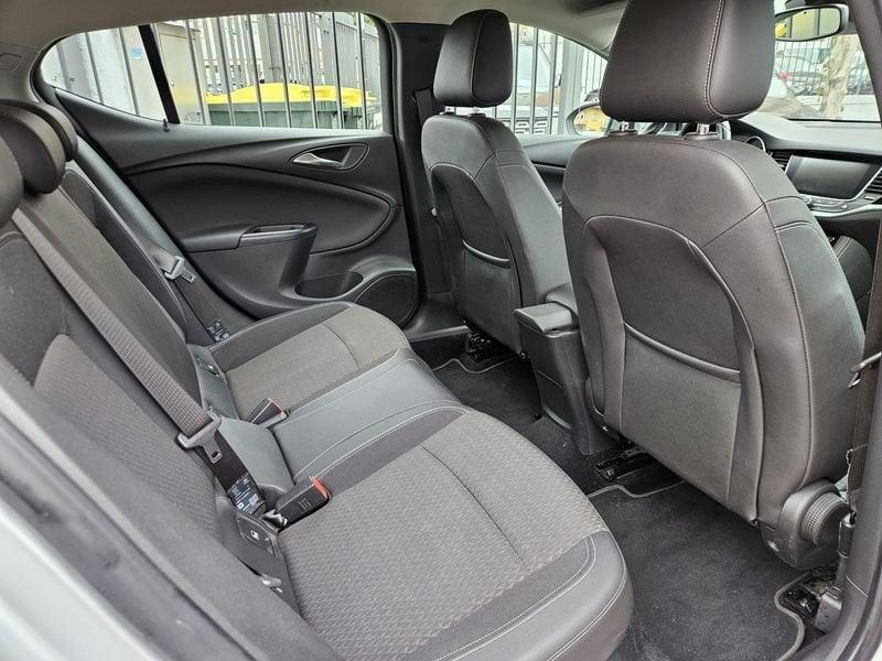 Opel Astra Astra 5p 1.4 t Innovation s&s 150cv