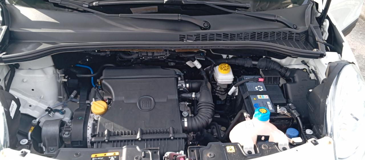 Fiat 500L 1.4i 95 CV -Garanzia-Neopatentati