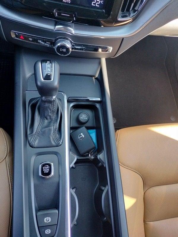 Volvo XC60 D5 AWD Geartronic Momentum
