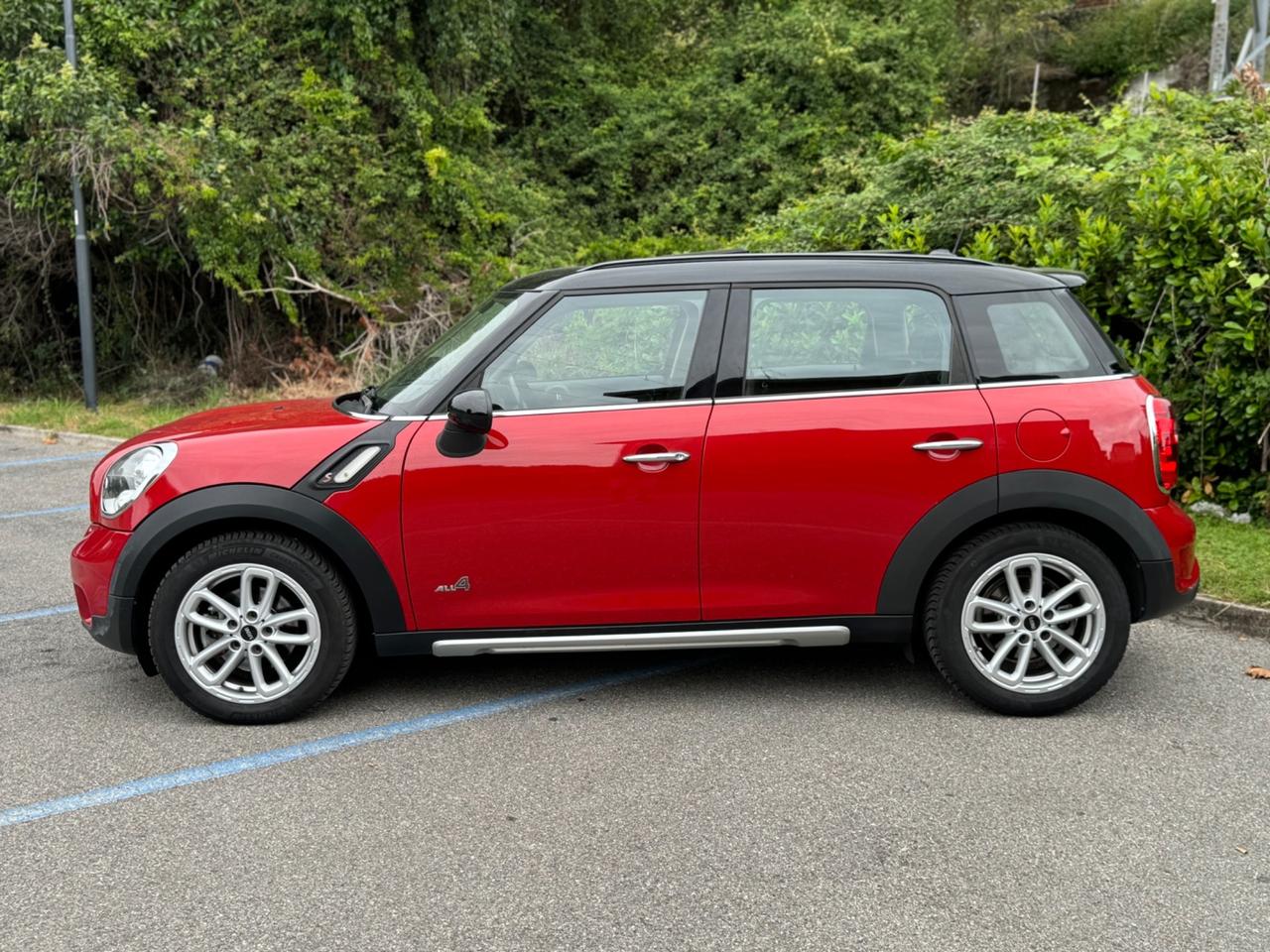 Mini Countryman 2.0 Cooper SD ALL4 - Book Service