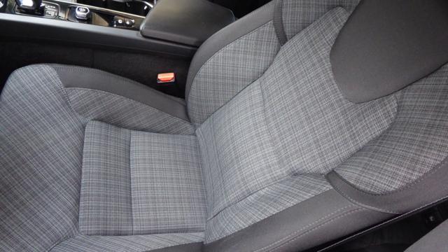 VOLVO XC60 B4 automatico Core