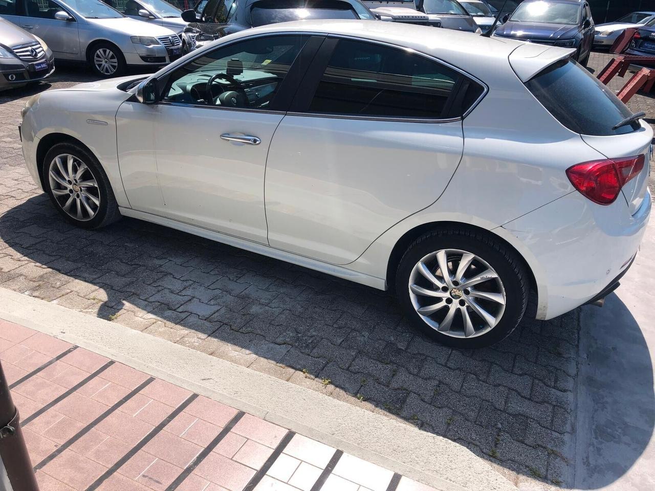 Alfa Romeo Giulietta 2.0 JTDm-2 170 CV Distinctive POSSIBILITA' GARANZIA EUROPEA CONFORMGEST FINO A 36 MESI!!!