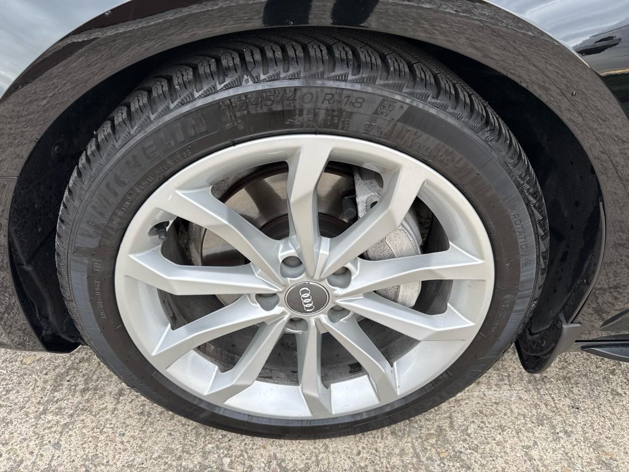 Audi A4 Avant 40 TDI quattro S tronic Business Advanced