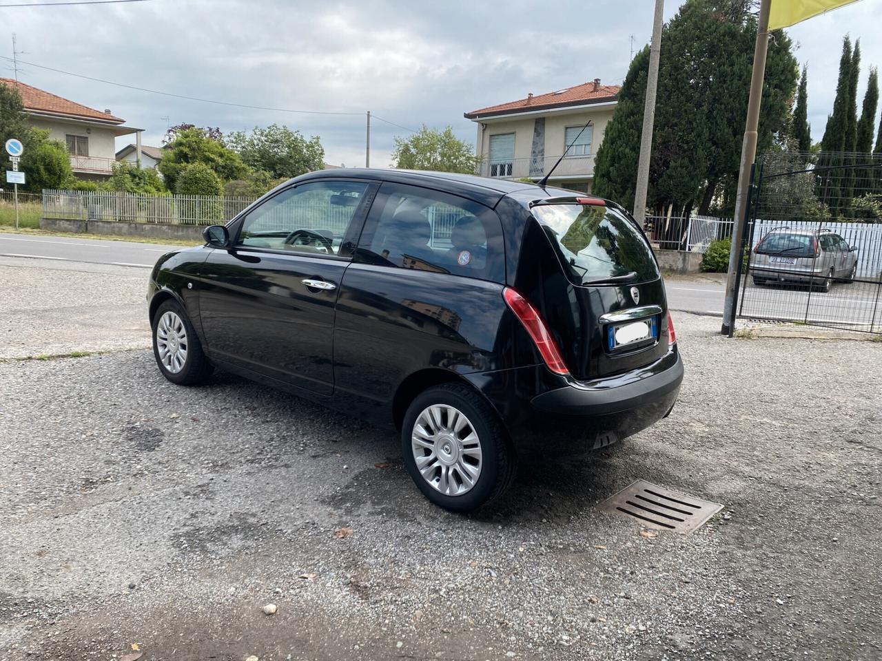 Lancia Ypsilon 1.2 OK NEOPATENTATI