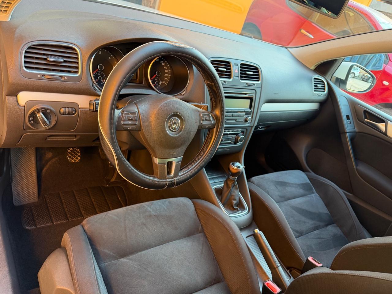 Volkswagen Golf 1.6 TDI DPF 5p. Highline