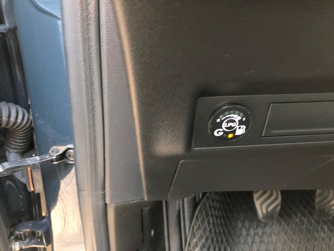 Renault Captur TCe 100 CV GPL FAP Zen