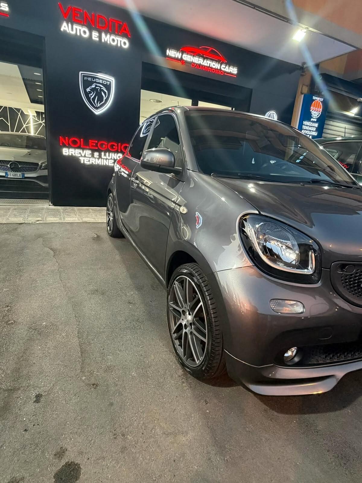 Smart ForFour 90 0.9 Turbo twinamic JBL brabus