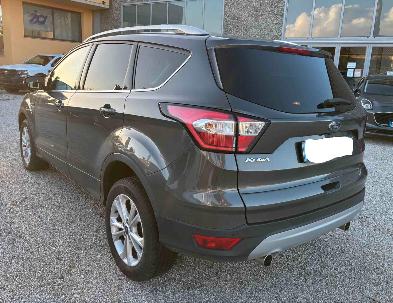 Ford Kuga 1.5 TDCI 120 CV S&S 2WD Titanium