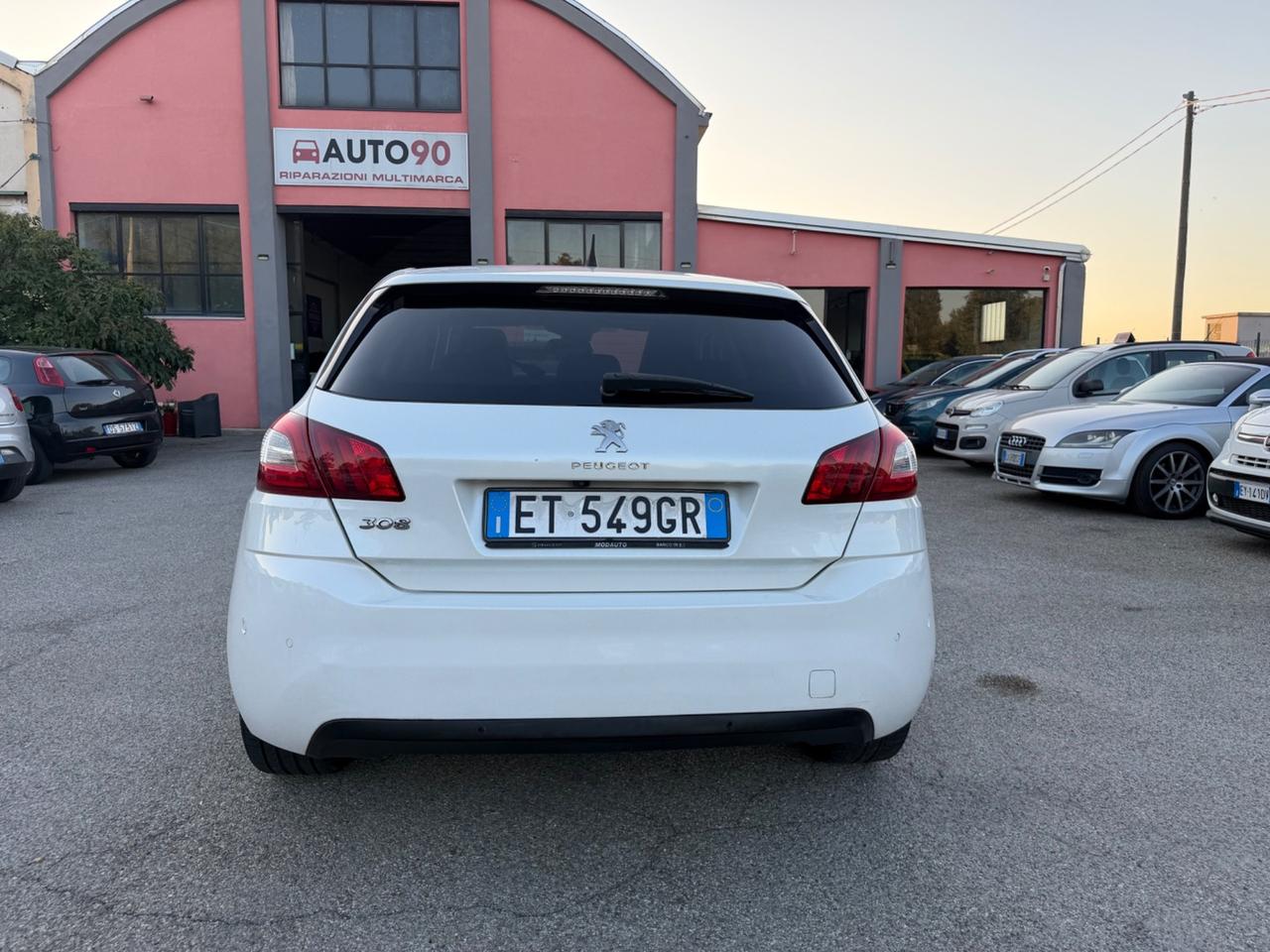 Peugeot 308 1.6 e-HDi 115 CV Stop&Start Active