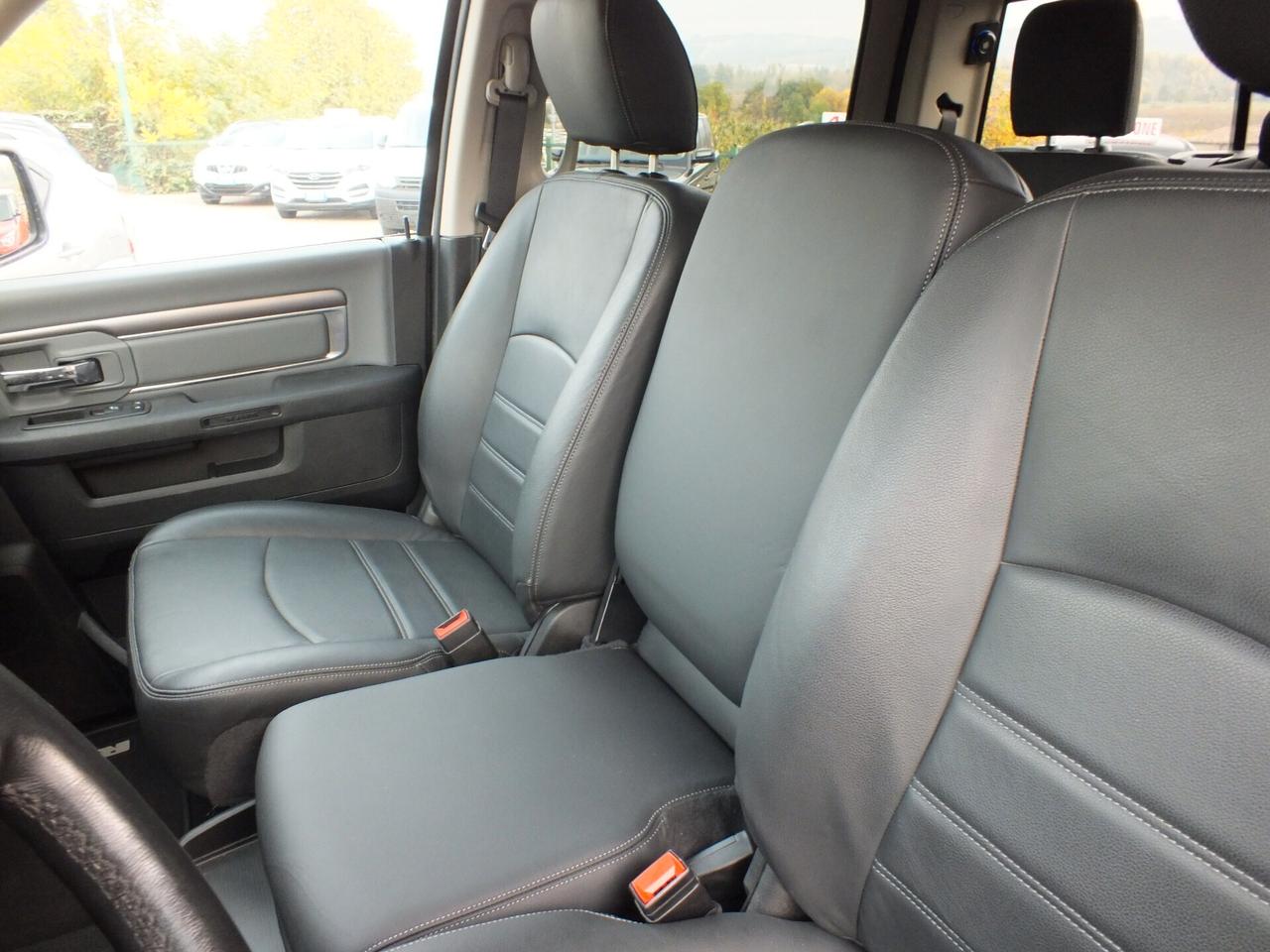 DODGE RAM 1500 V8 401 CV B/GPL 4X4 AUTOCARRO 6 POSTI