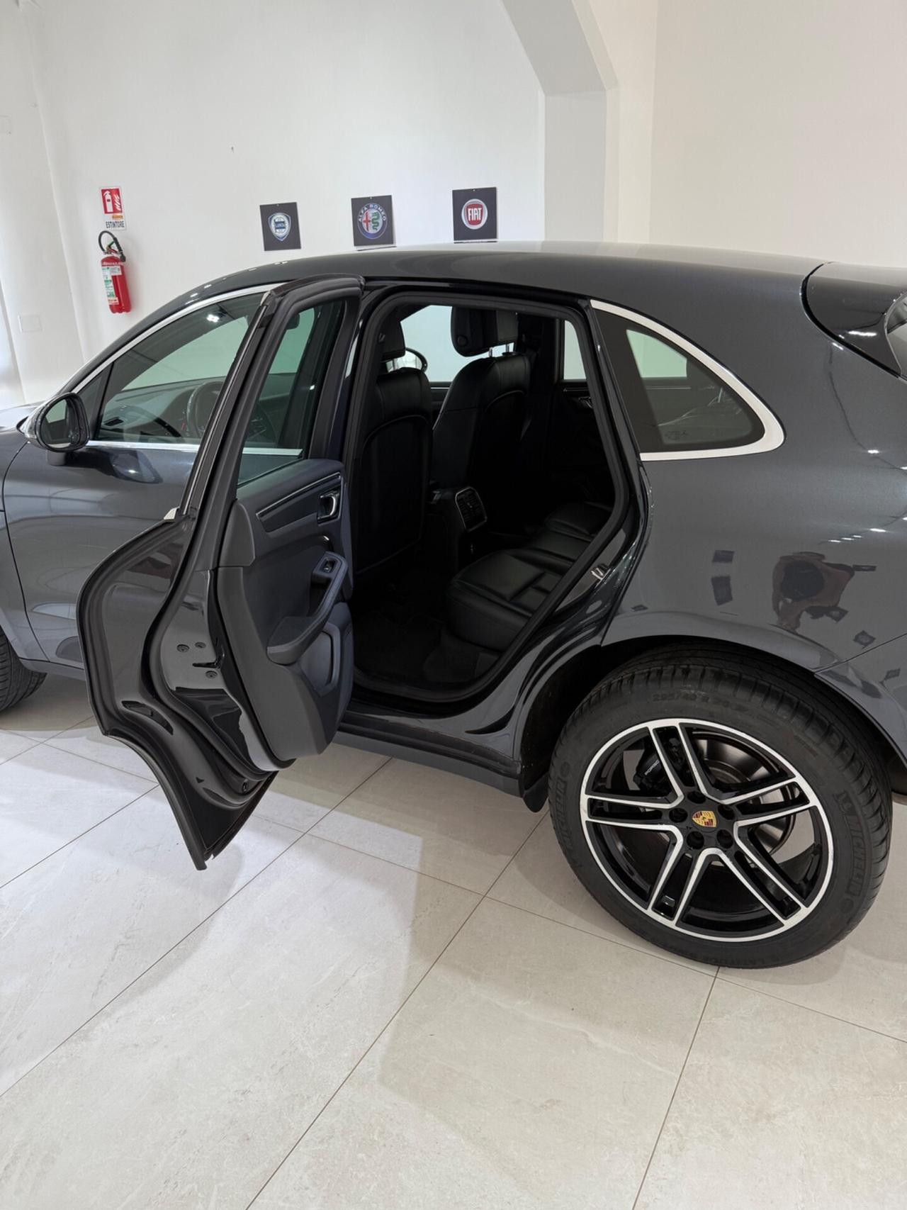 PORSCHE MACAN 2.0 245 CV NO SUPER BOLLO UNICO PROPRIETARIO