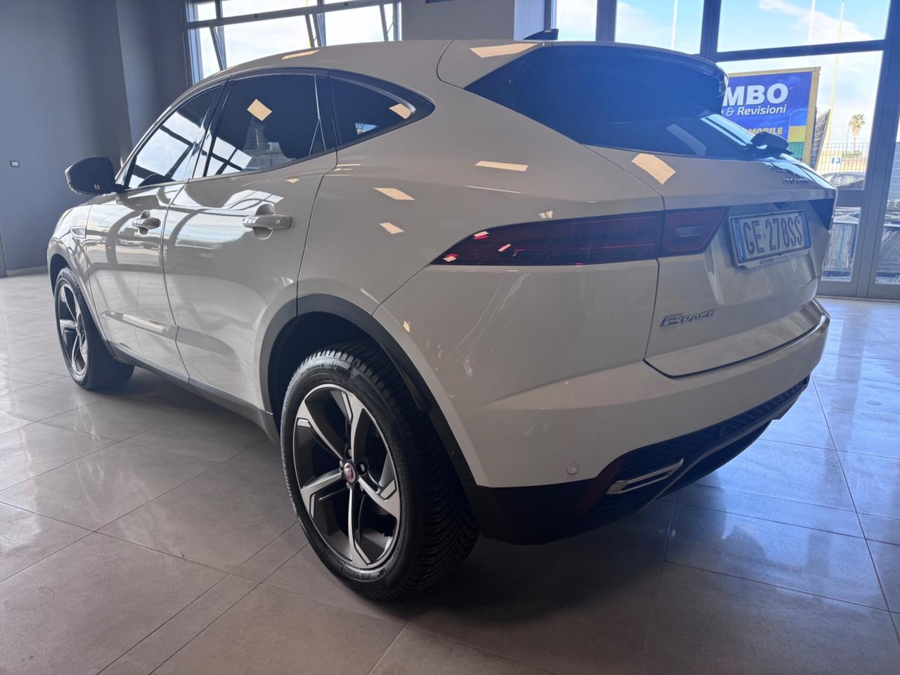 JAGUAR E-PACE 2.0 DIESEL HYBRIS 4WD R-DYNAMIC SPORT