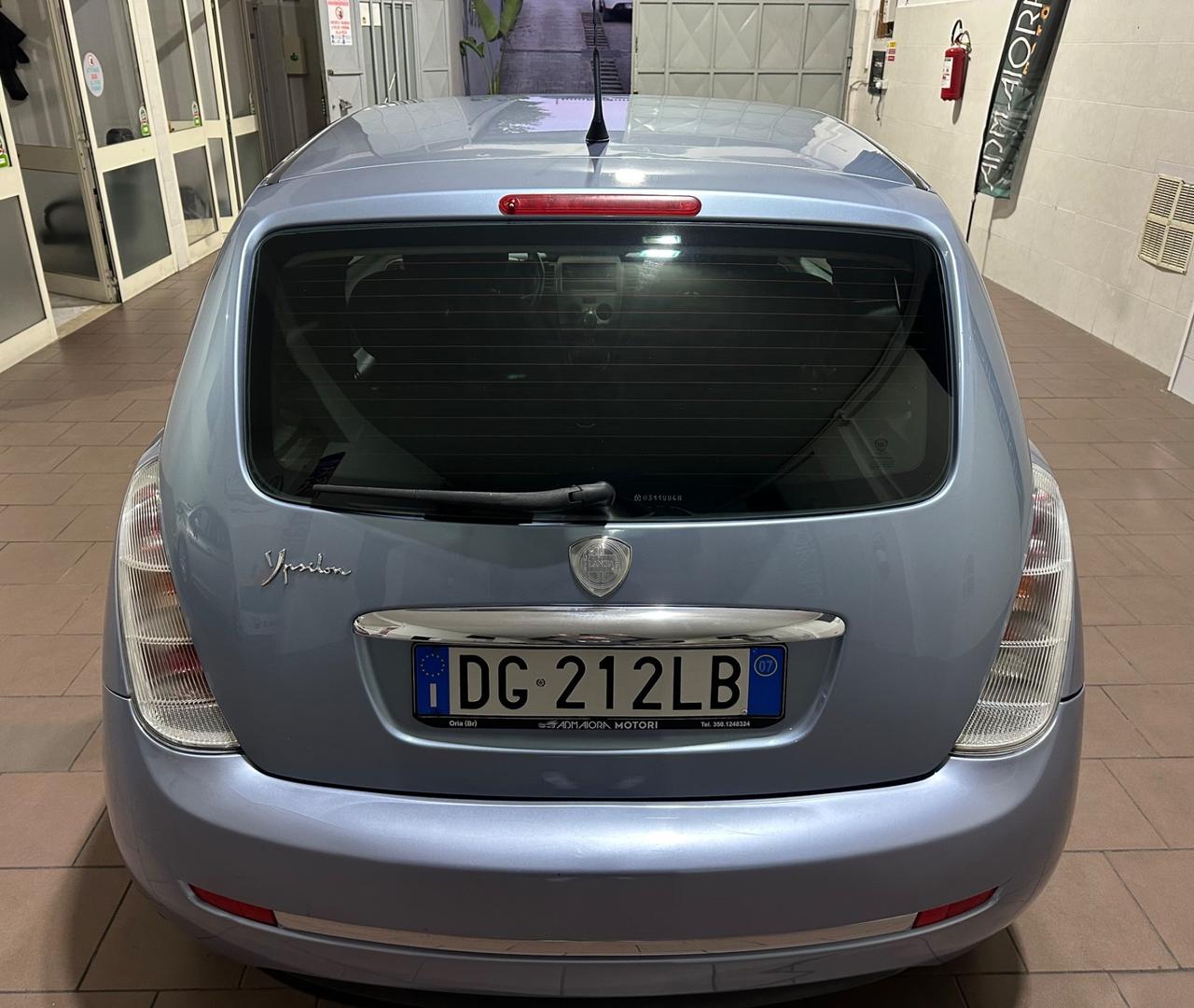 Lancia Ypsilon 1.2 Argento