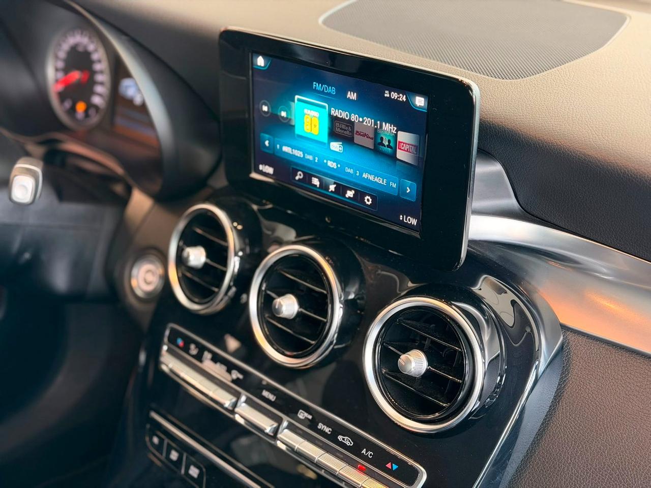 Mercedes GLC SUV GLC 200 d Business 4matic auto