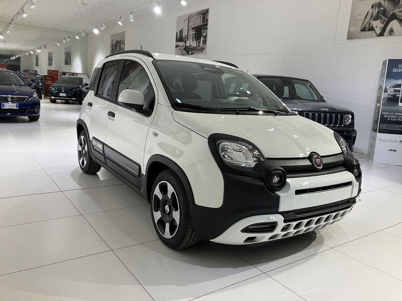 FIAT Panda 1.0 FireFly S&S Hybrid Pandina