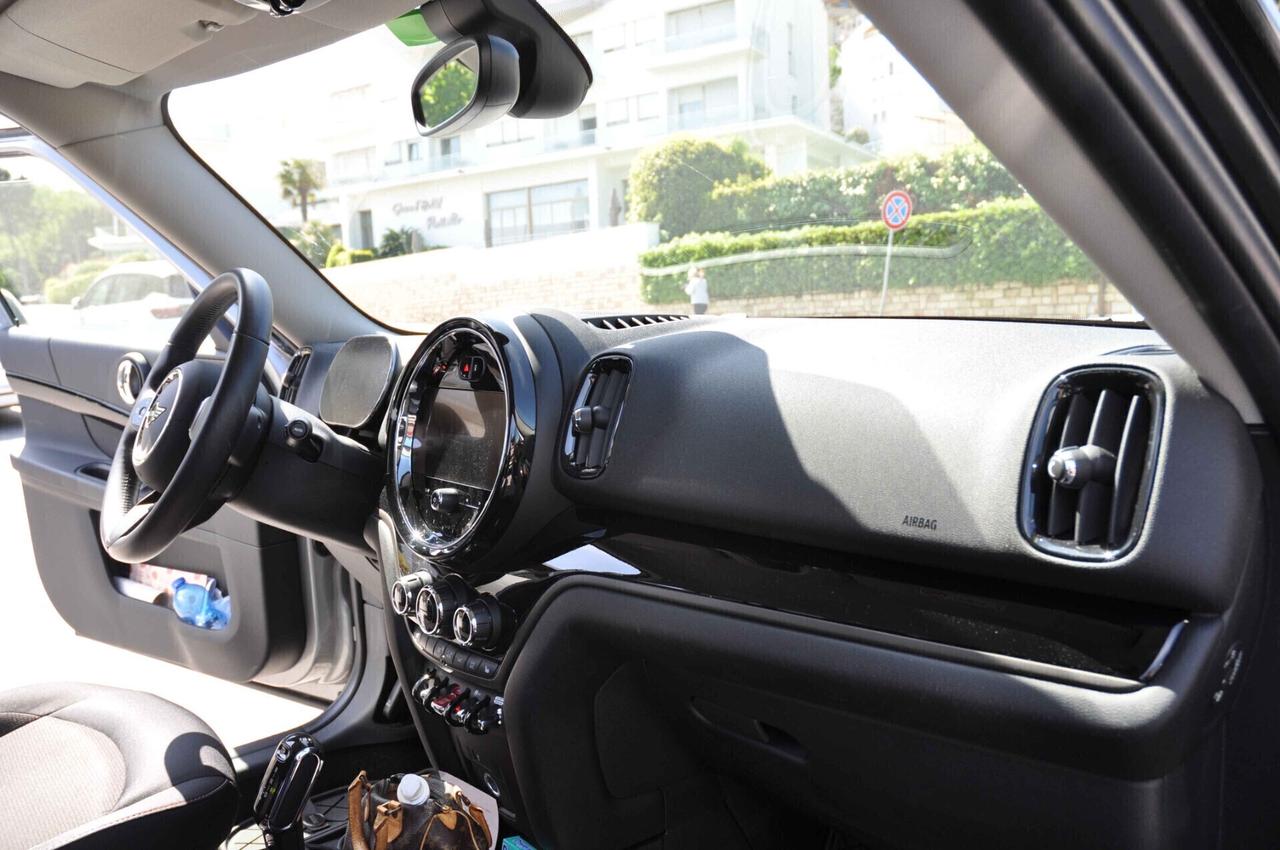 Mini Cooper D Countryman ALL 4 (LEASING)