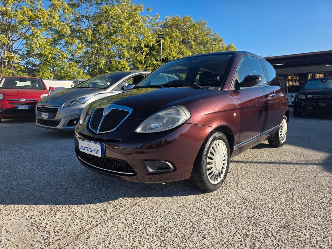 Lancia Ypsilon 1.2 Oro Giallo