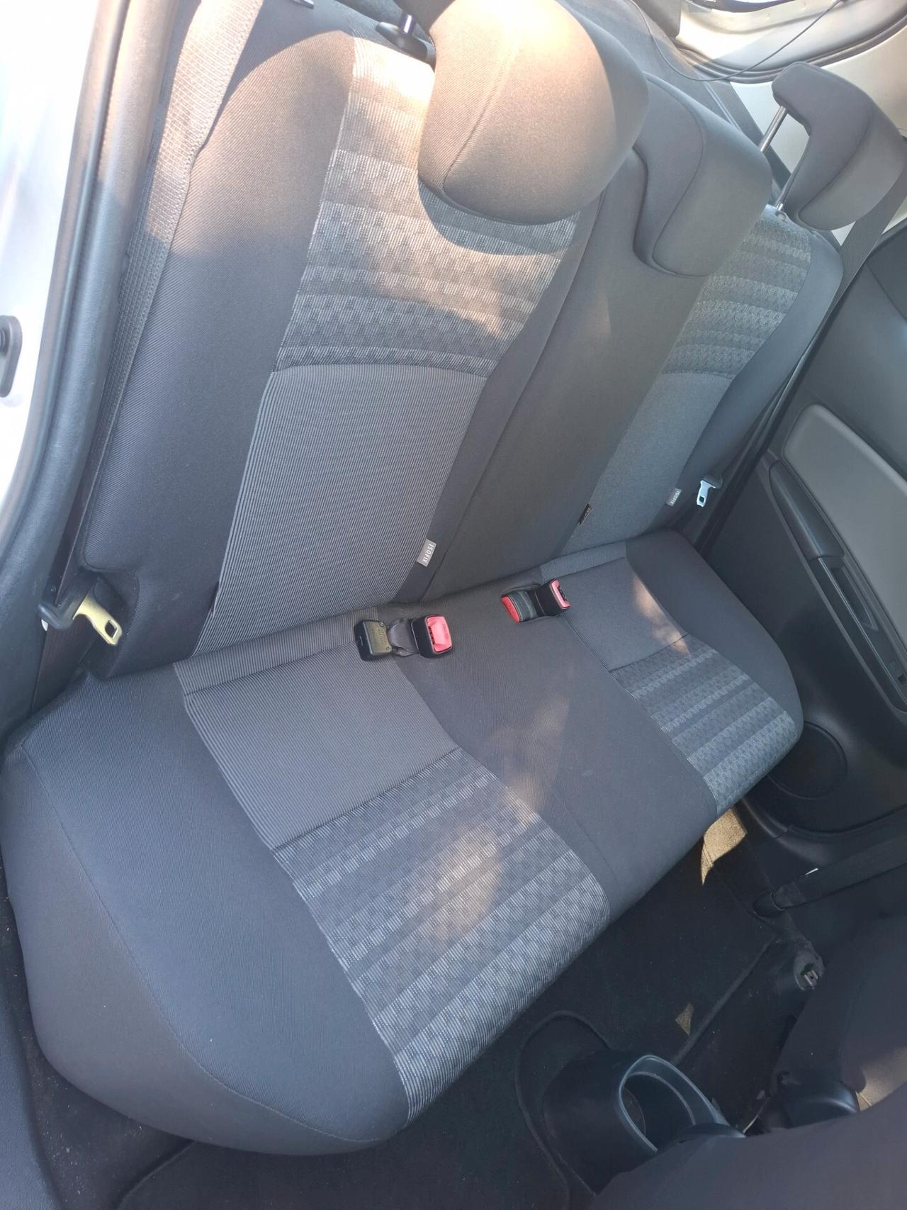 Toyota Yaris 1.0 5 porte Lounge