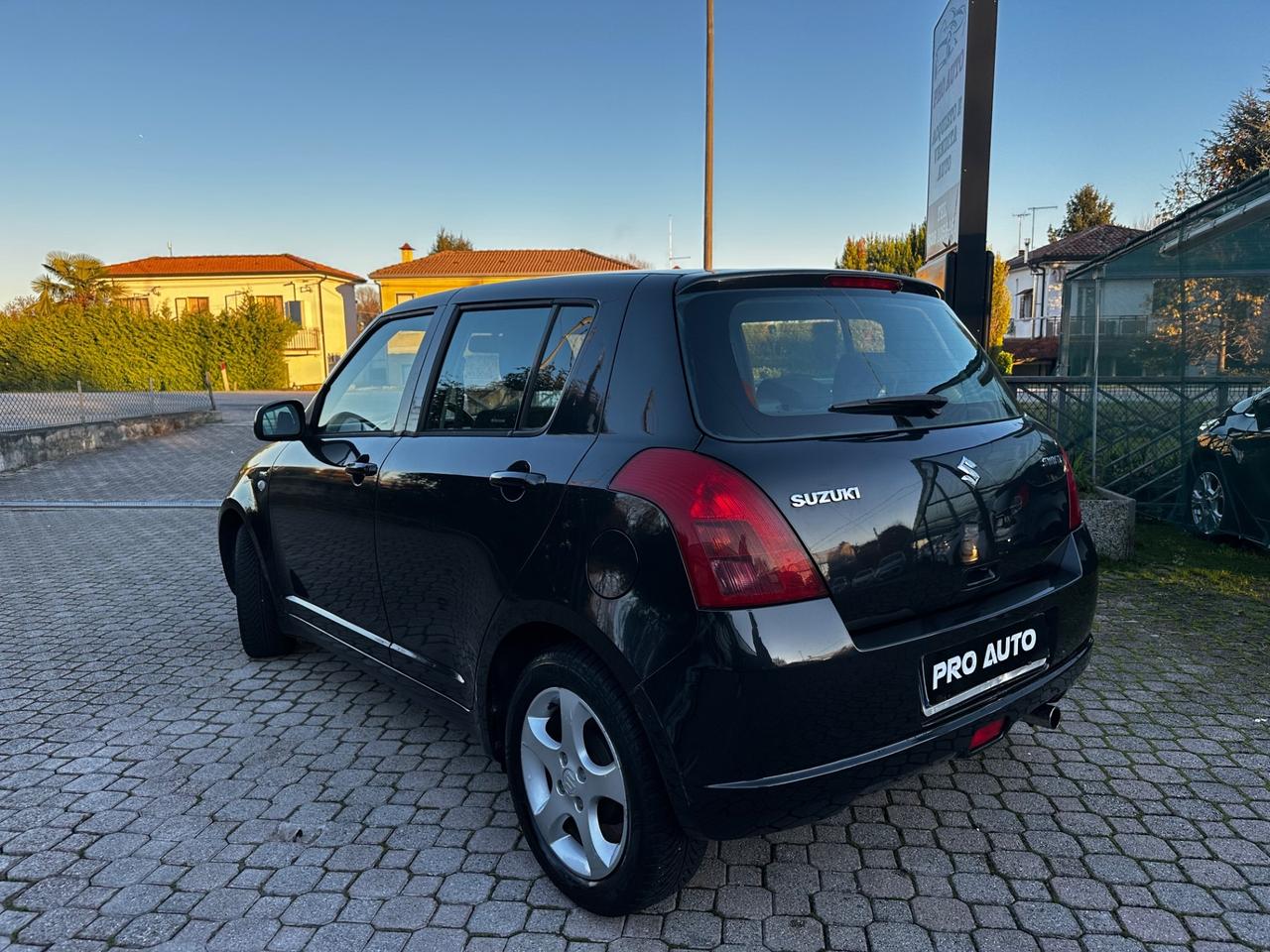 Suzuki Swift 1.3 DDiS 5p. GLX 103000 KM