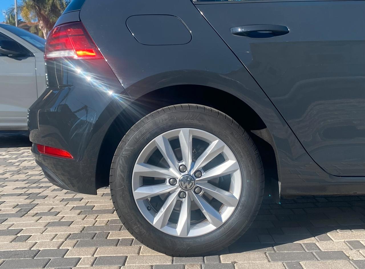 Volkswagen Golf Trendline 1.6 TDI 116CV