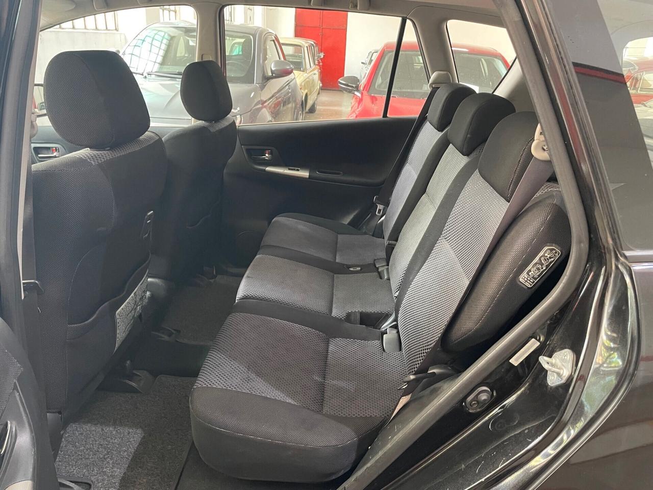 Toyota Corolla Verso 1.8 16V