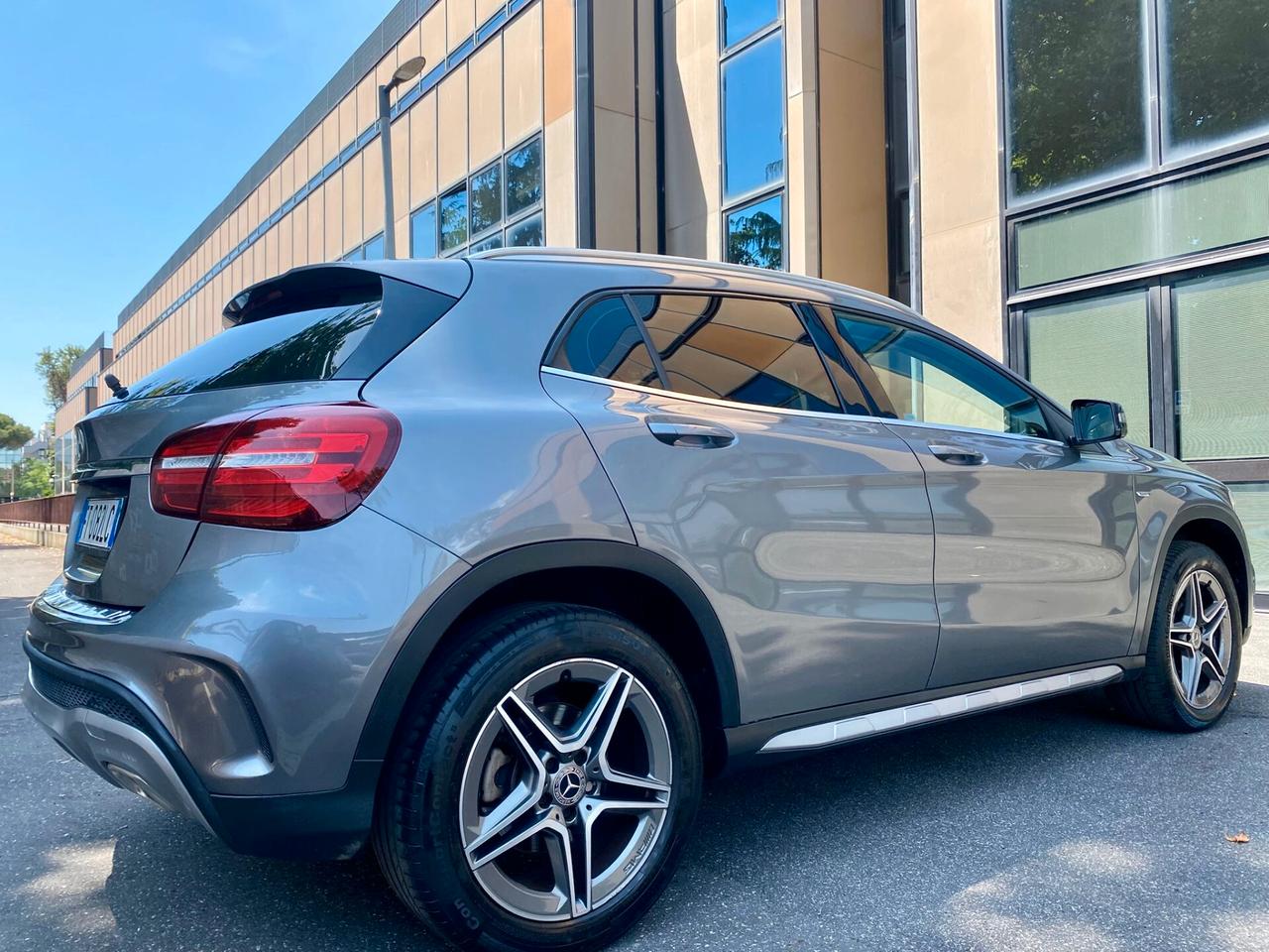 Mercedes-benz GLA 200 d Sport GARANZIA