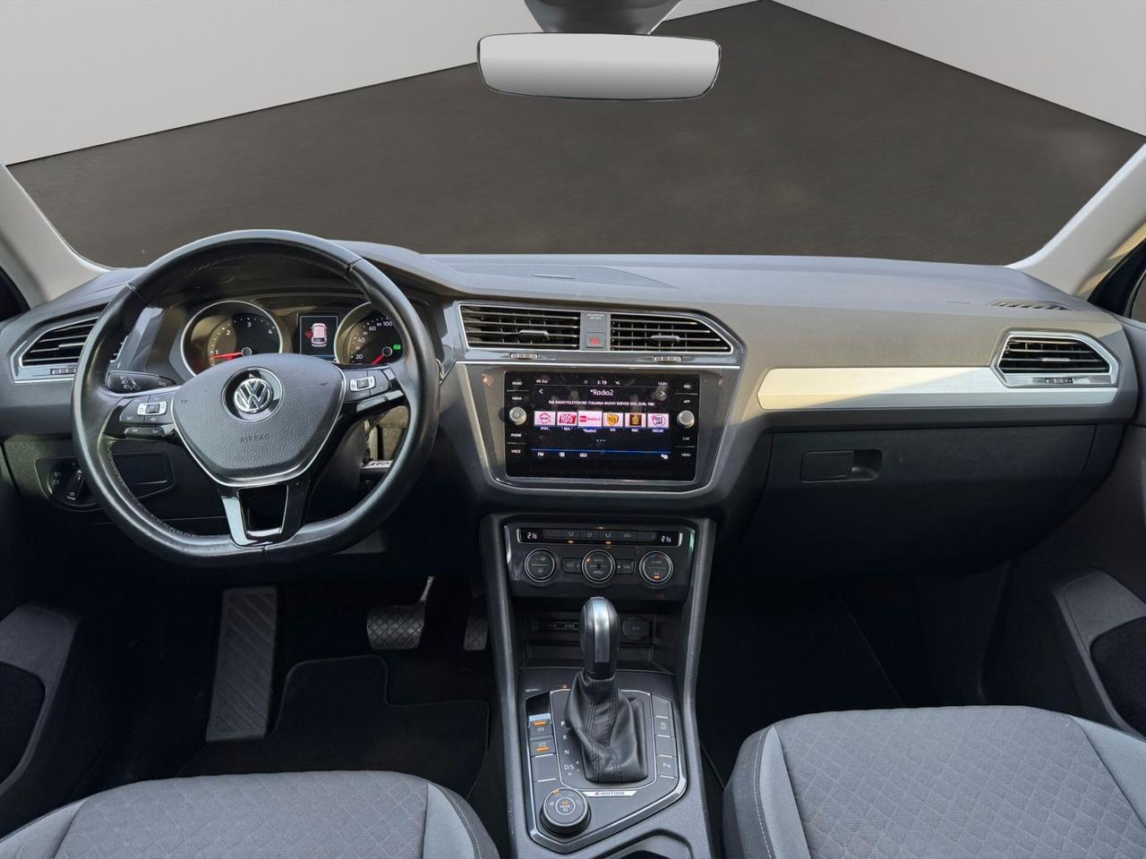 Volkswagen Tiguan 2.0 TDI SCR DSG 4MOTION Business BMT