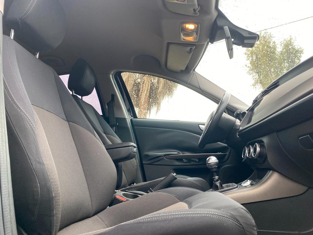 ALFA ROMEO - Giulietta - 1.4 Turbo 120 CV GPL Dist. - UNIPRO. - FINANZIABILE - PERMUTE