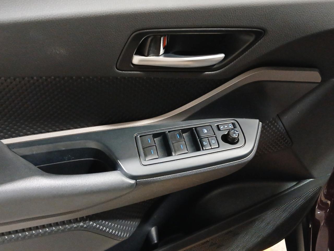 Toyota C-HR 1.8 Hybrid E-CVT Active 122CV