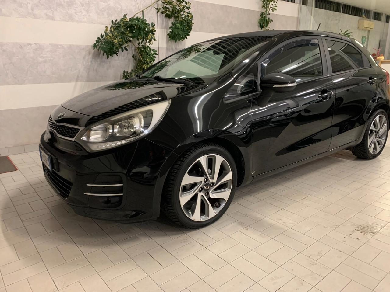 Kia Rio 1.1 CRDi 5p. Cool euro 6