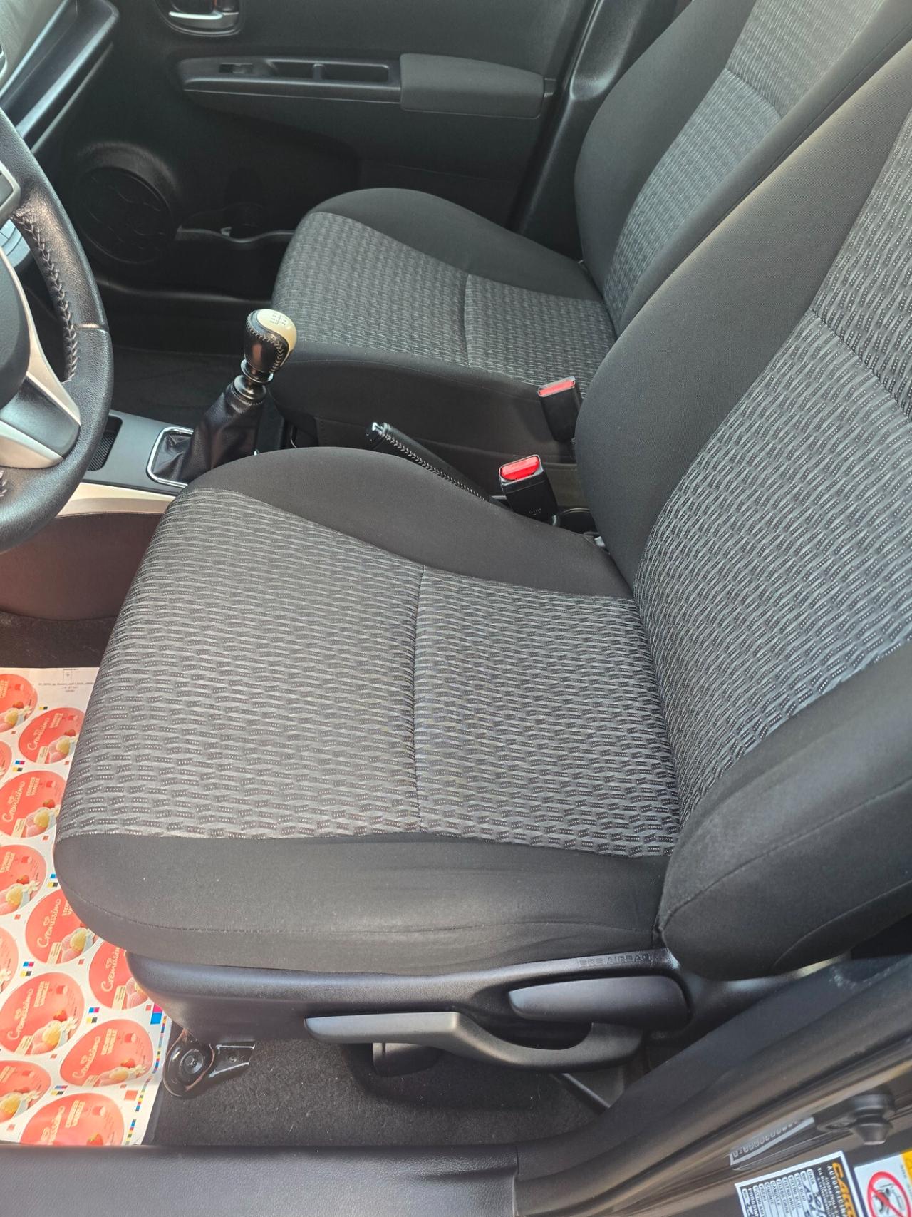 Toyota Yaris 1.4 D-4D 5 porte Lounge