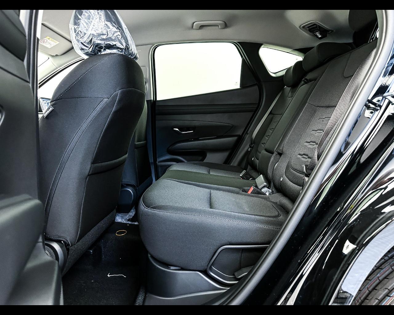 HYUNDAI TUCSON MY26 1.6HEV AT 2WD BUSINESS